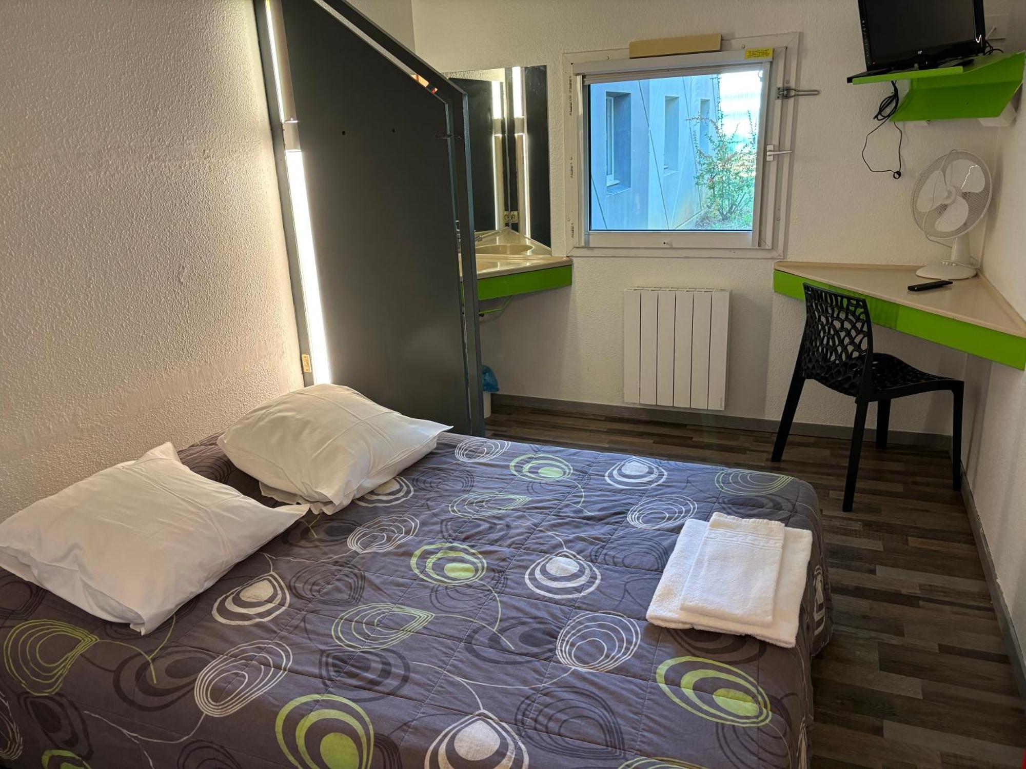 Hotel Paris Valence Bourg de Peage Bagian luar foto
